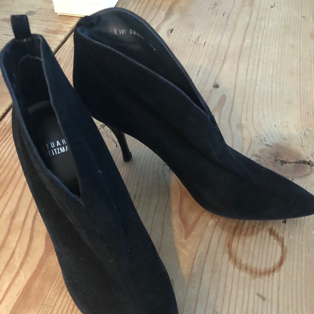 Stuart Weizmann black suede bootie 9 1/2